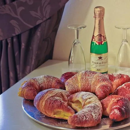 Il Monte Hotel 3*