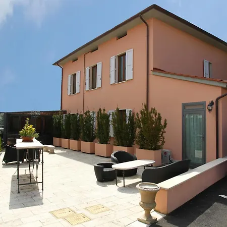 Il Monte Hotel 3*