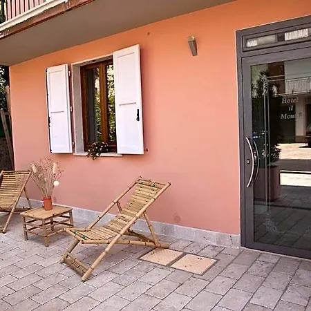 Il Monte Hotel 3*