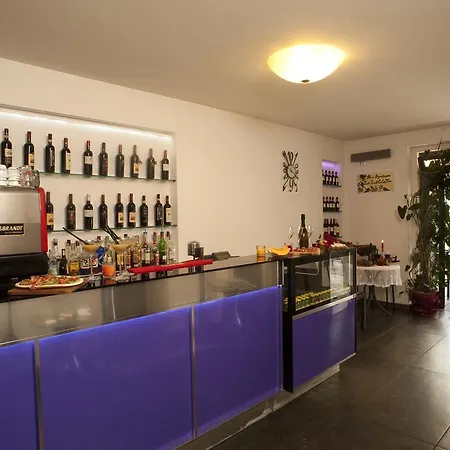 מלון Il Monte 3*